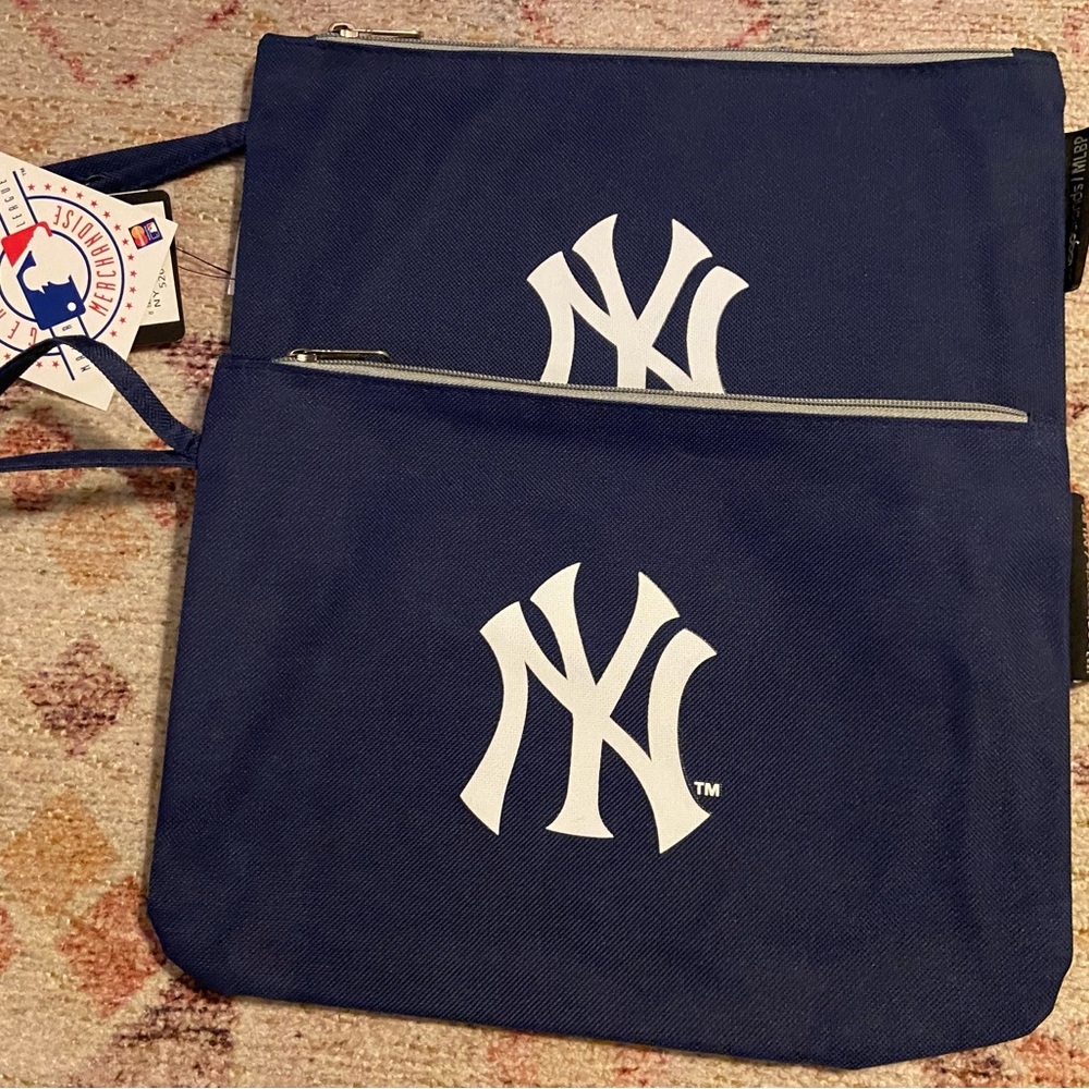 Yankee Swim Pack 12.2 x 8.5 x 8